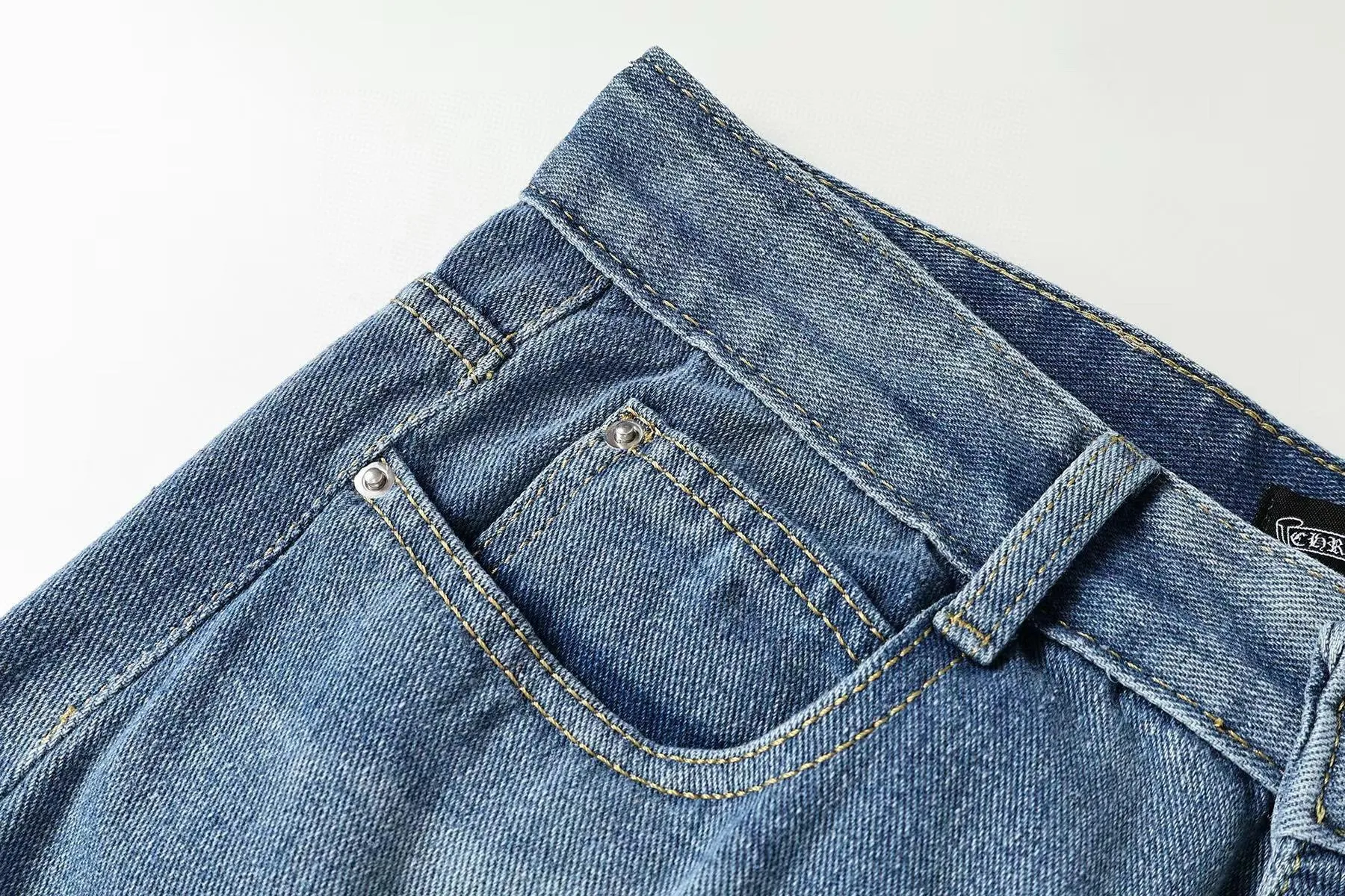 P270 Chrome Hearts/Chrome Hearts Classic Color Leather Cross Washed Color Fabric Unisex Denim Trousers Color: Picture Color Code Number: 28-36